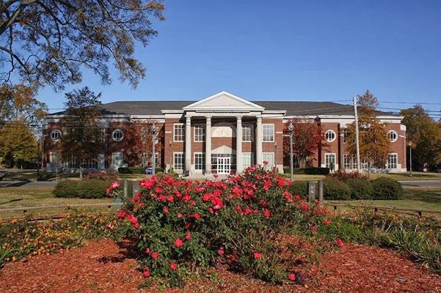 Florence-Lauderdale Public Library